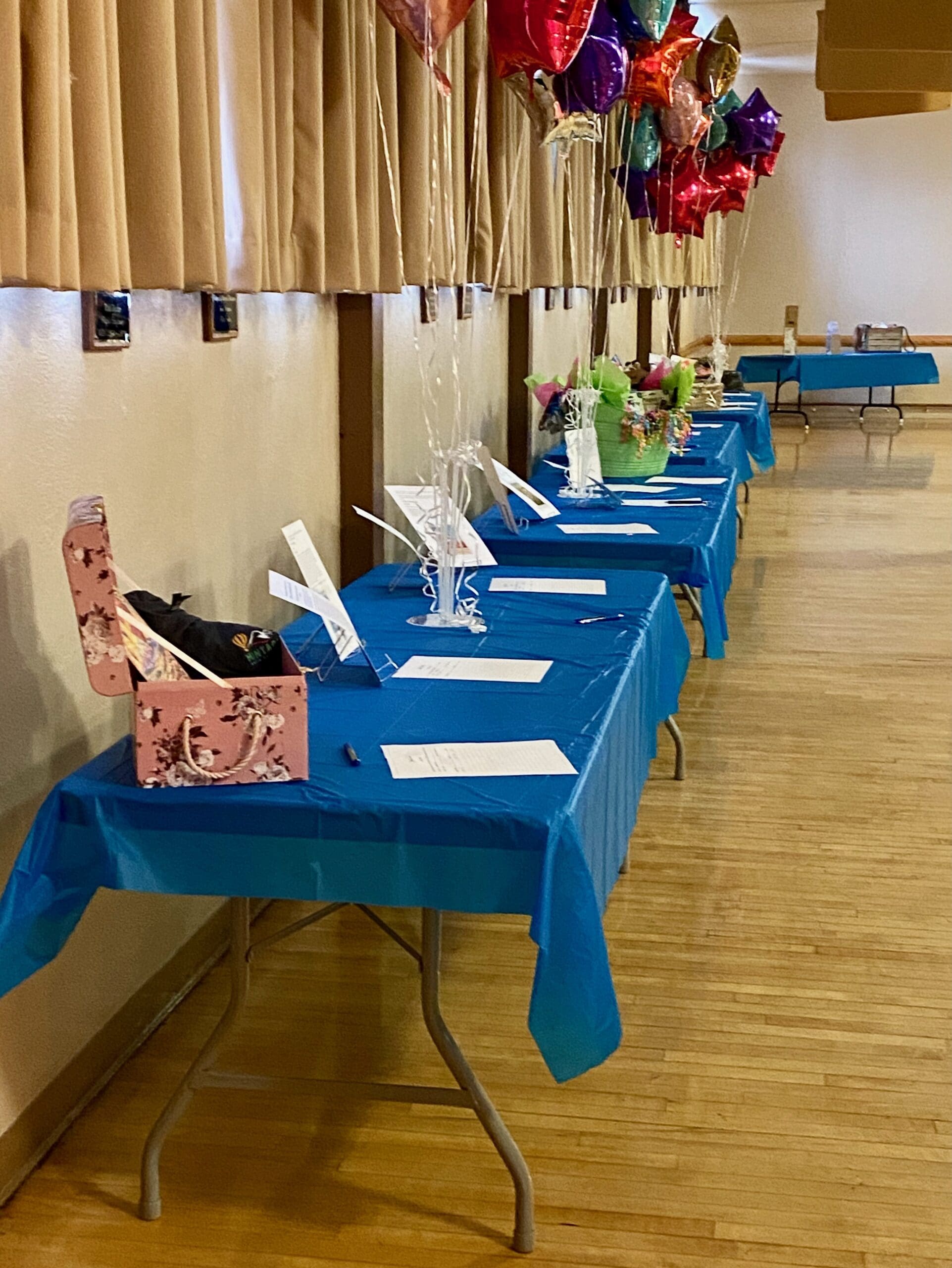 Spaghetti_Feed_Fundraiser_prize_tables