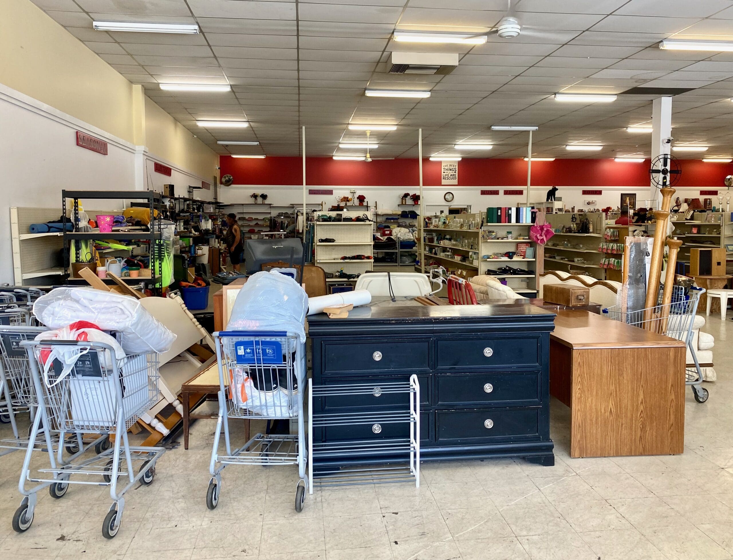 Thrift_Store_furniture