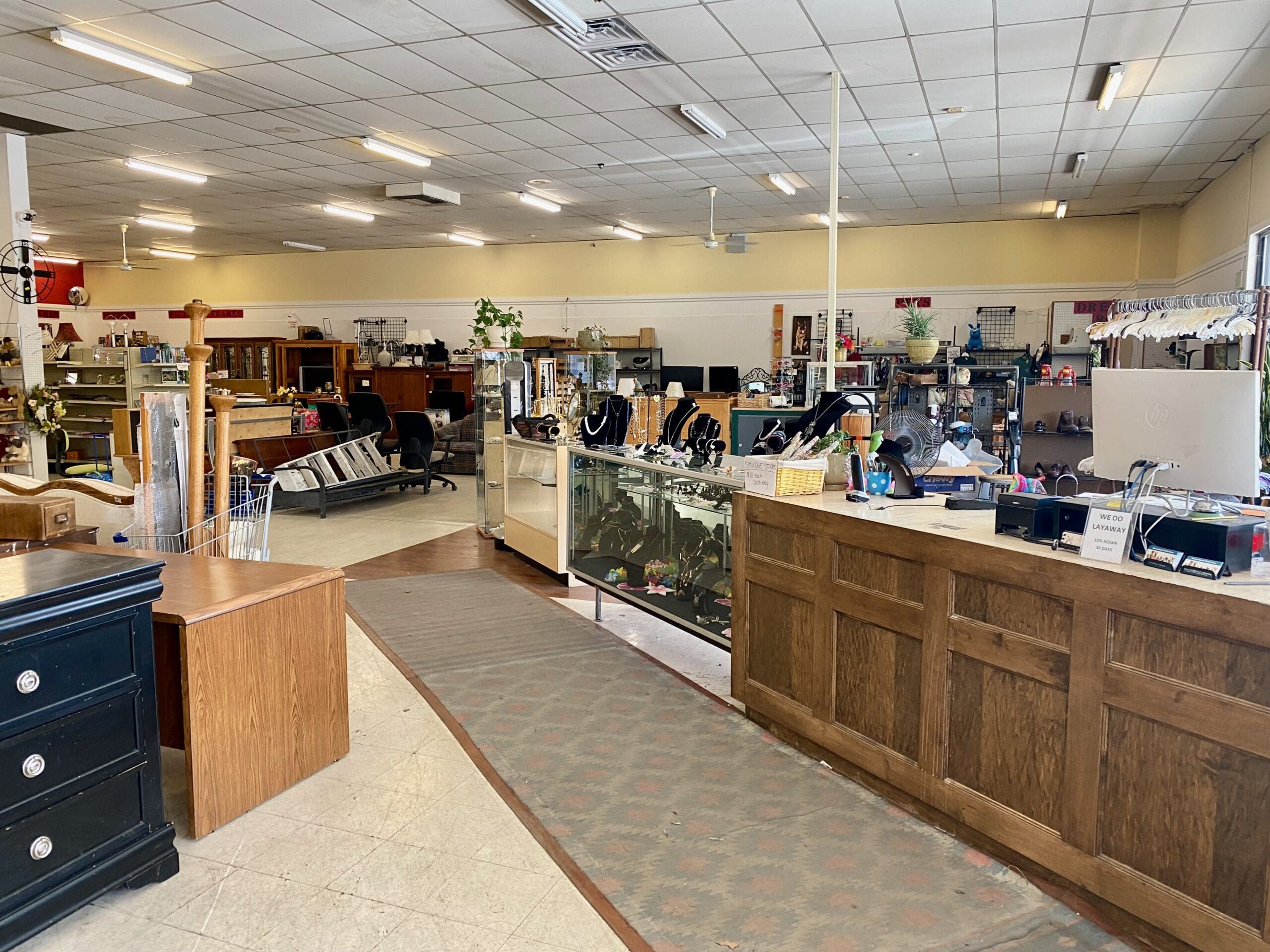 Thrift_Store_showroom_front_counter