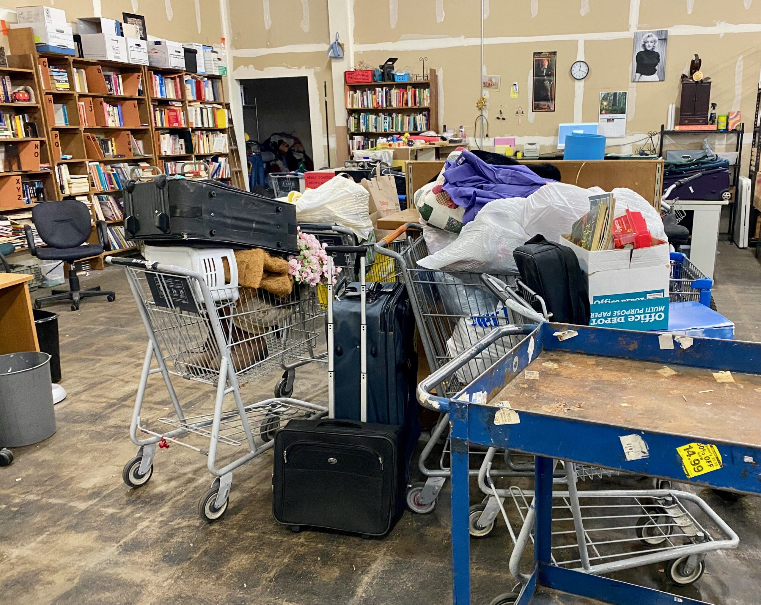 Thrift_Store_sorting_floor_new_donations